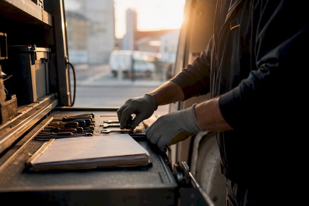 Average Response Time: How Dispatch Managers Cut Tech Lag