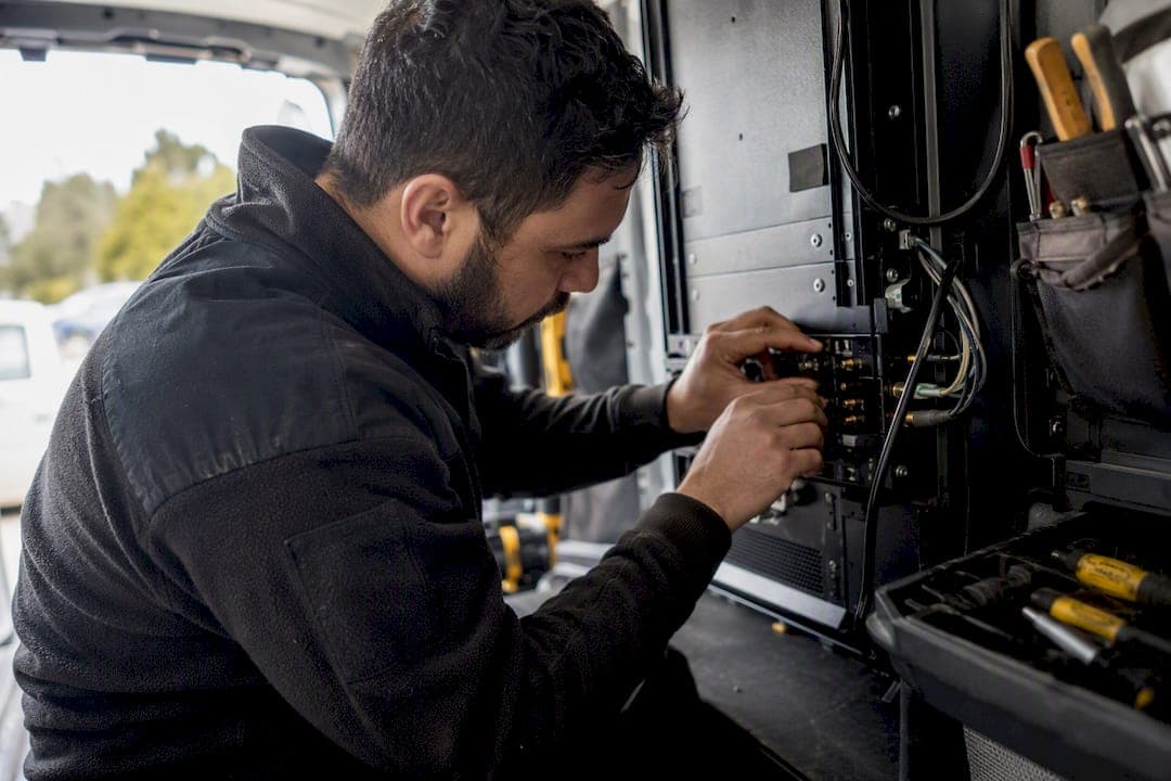 Automated Technician Scheduling: A Practical Guide for Trades
